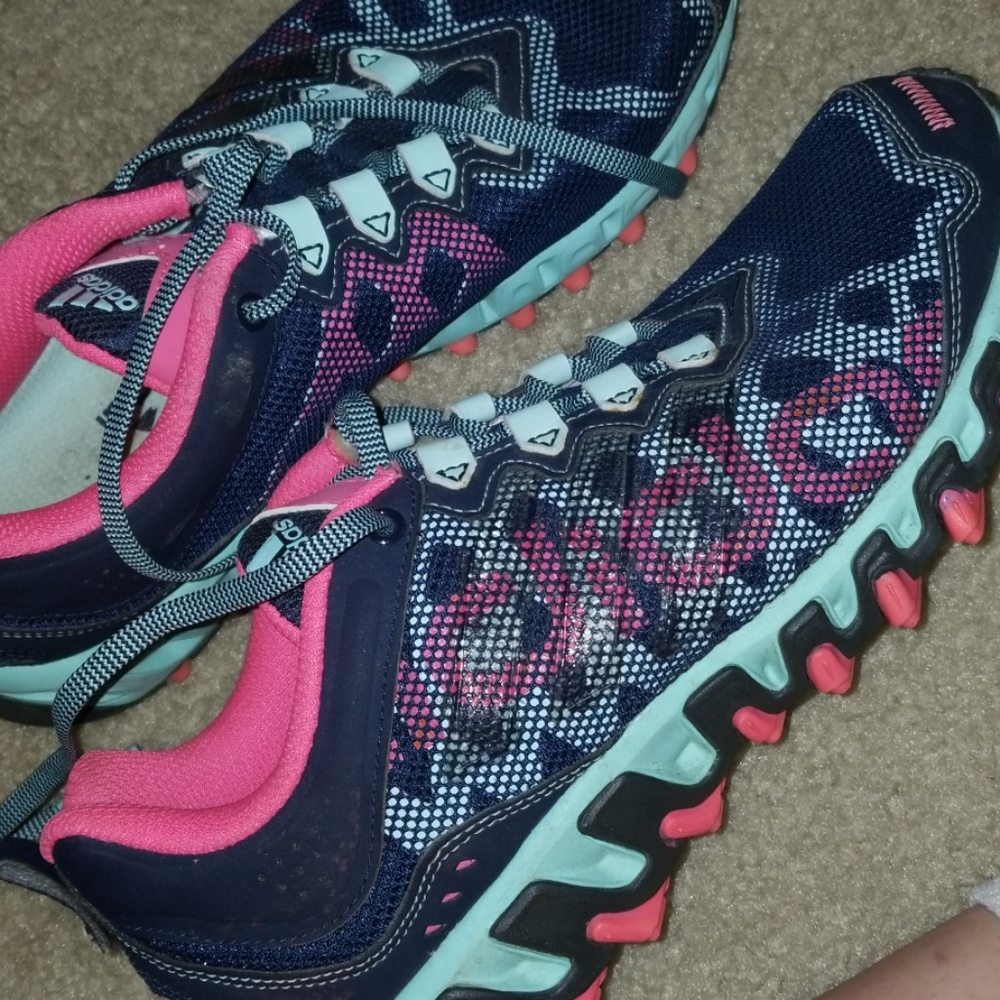 Adidas tennis shoes